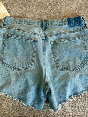 Abercrombie &Fitch the Baggy Jean Classic Light Blue Denim Shorts